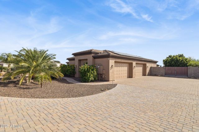 1510 E CLOUD Road, Phoenix, AZ 85086
