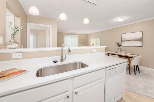 5315 Stonemeadow Avenue, F, Columbus, OH 43220