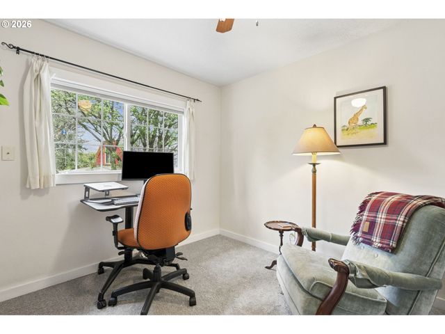13048 Se KELLY Ct, Portland, OR 97236
