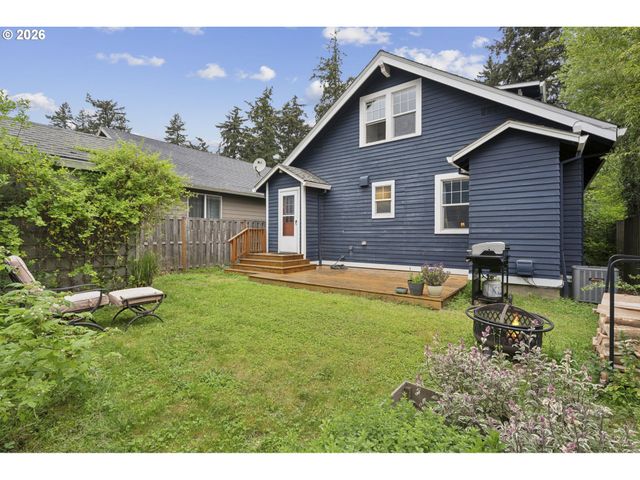 13048 Se KELLY Ct, Portland, OR 97236