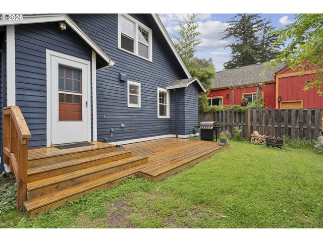 13048 Se KELLY Ct, Portland, OR 97236
