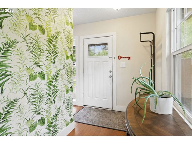 13048 Se KELLY Ct, Portland, OR 97236
