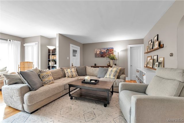 285 Hartwell Road, Buffalo, NY 14216