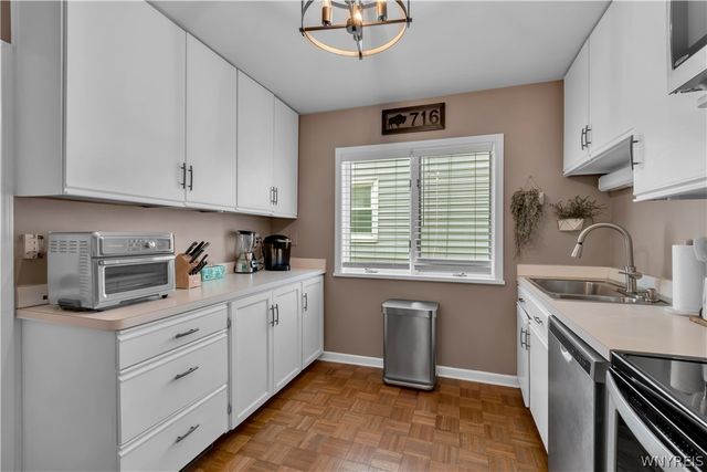 285 Hartwell Road, Buffalo, NY 14216