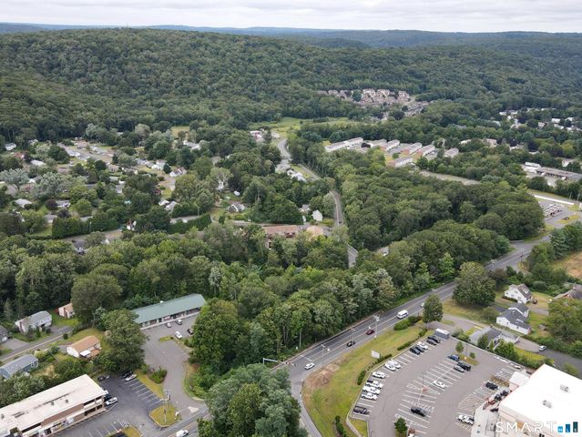 738 Beacon Valley Road, Naugatuck, CT 06770