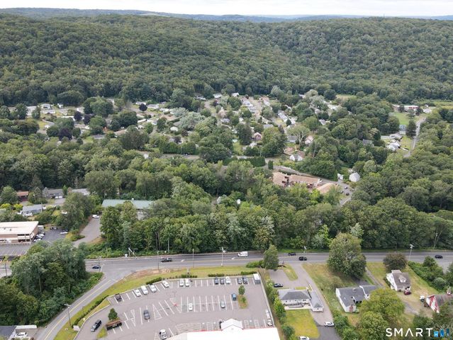 738 Beacon Valley Road, Naugatuck, CT 06770