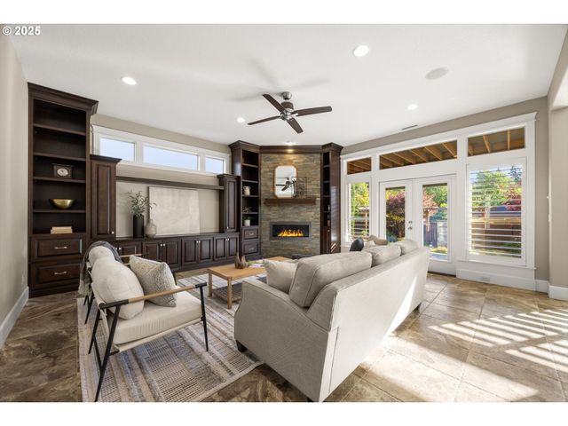 3301 Nw 105TH Cir, Vancouver, WA 98685