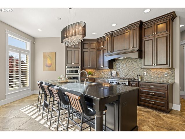 3301 Nw 105TH Cir, Vancouver, WA 98685