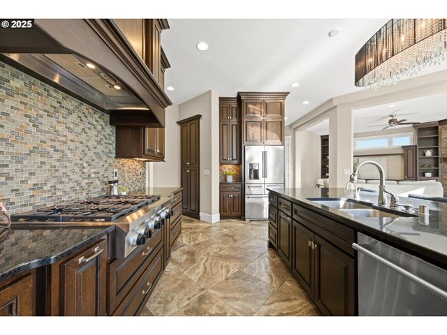 3301 Nw 105TH Cir, Vancouver, WA 98685