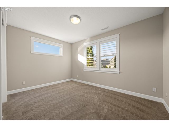 3301 Nw 105TH Cir, Vancouver, WA 98685