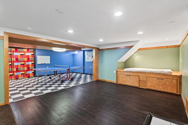 1544 Mississippi River Boulevard S, Saint Paul, MN 55116