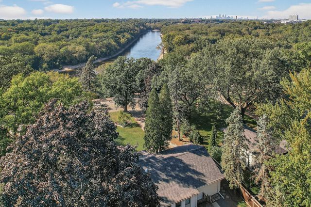 1544 Mississippi River Boulevard S, Saint Paul, MN 55116