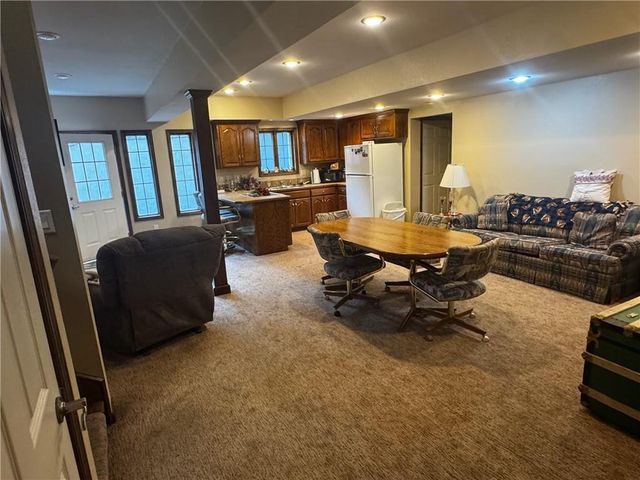 317 S Kentucky Street, Adrian, MO 64720