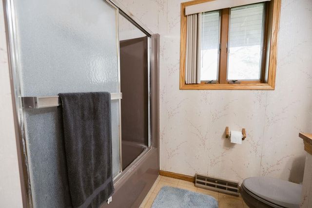 1815 Royal Oaks Drive, Janesville, WI 53548