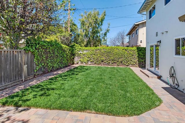 1565 Blackhawk Drive, Sunnyvale, CA 94087