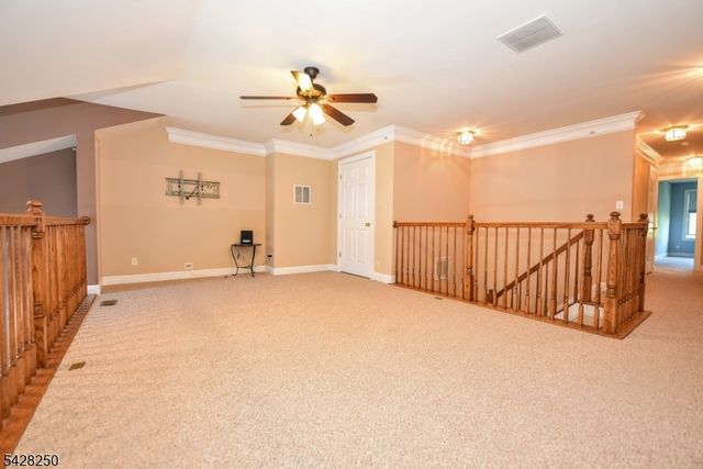 12 De Bruyle Ct, Hawthorne Boro, NJ 07506