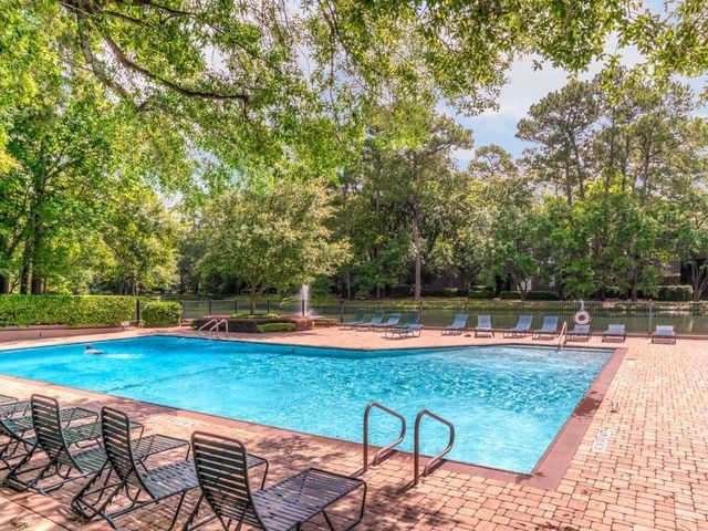 246 Litchfield Lane, Houston, TX 77024