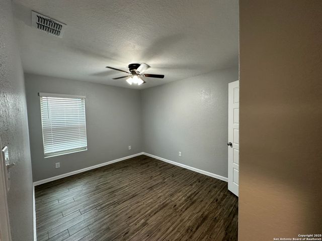 1116 Eagle, Seguin, TX 78155