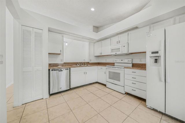 14657 LAGUNA BEACH CIRCLE, Orlando, FL 32824