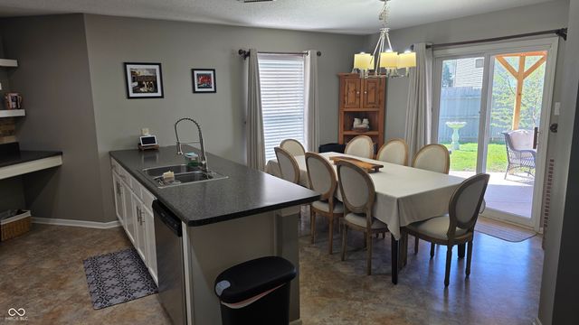 765 Country Gate Drive, Whiteland, IN 46184