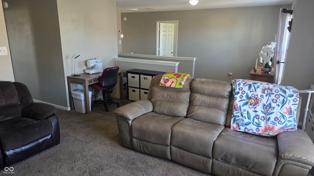 765 Country Gate Drive, Whiteland, IN 46184