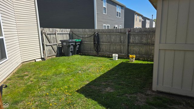 765 Country Gate Drive, Whiteland, IN 46184