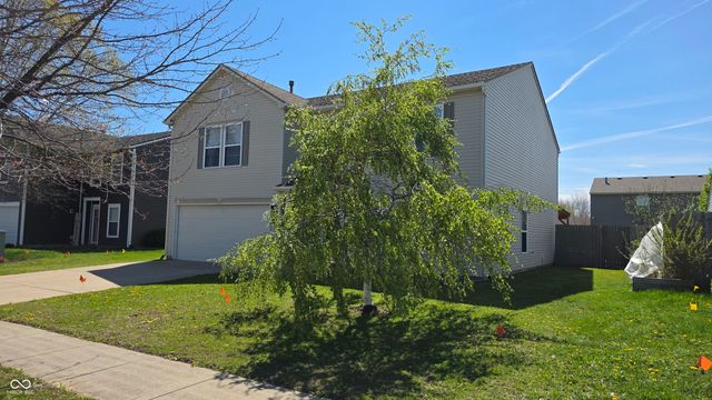 765 Country Gate Drive, Whiteland, IN 46184