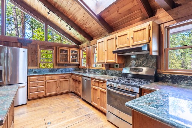 7722 Hidden Creek Lane, Shingletown, CA 96088