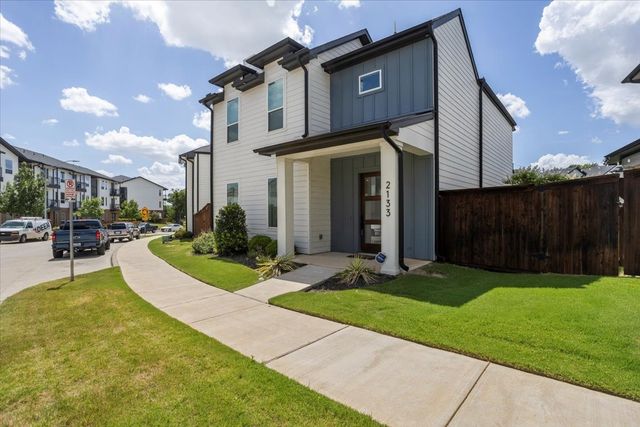2133 Bird Street, Fort Worth, TX 76111