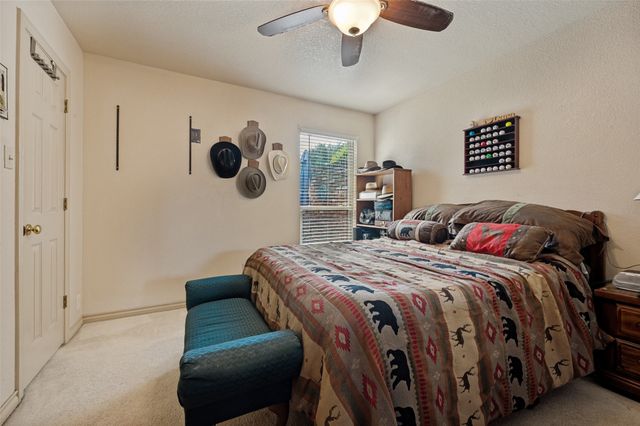 608 Crest Ridge Drive, Irving, TX 75061