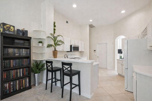 8032 PINE HOLLOW DRIVE, Mount Dora, FL 32757