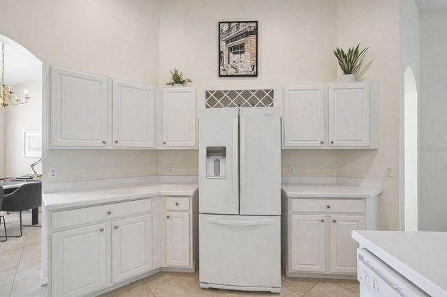 8032 PINE HOLLOW DRIVE, Mount Dora, FL 32757