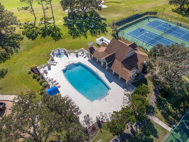 8032 PINE HOLLOW DRIVE, Mount Dora, FL 32757