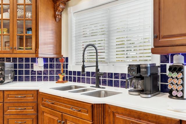 2015 Ye Olde Kings Hwy., North Myrtle Beach, SC 29582