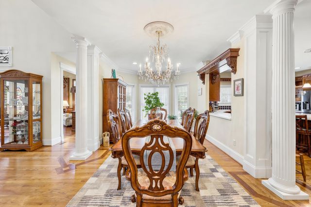2015 Ye Olde Kings Hwy., North Myrtle Beach, SC 29582
