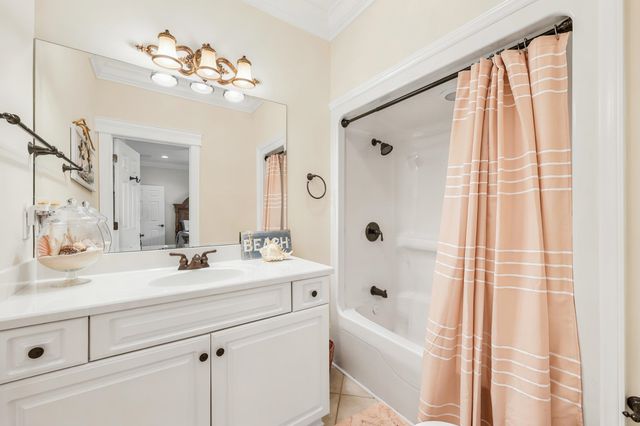 2015 Ye Olde Kings Hwy., North Myrtle Beach, SC 29582