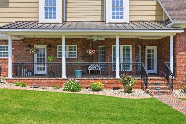 2015 Ye Olde Kings Hwy., North Myrtle Beach, SC 29582