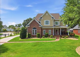 2015 Ye Olde Kings Hwy., North Myrtle Beach, SC 29582