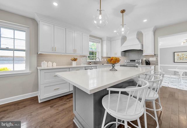 307 WASHINGTON LN, Fort Washington, PA 19034