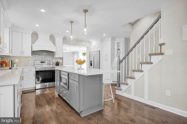 307 WASHINGTON LN, Fort Washington, PA 19034