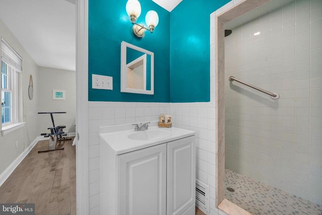 307 WASHINGTON LN, Fort Washington, PA 19034