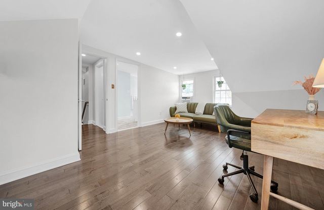 307 WASHINGTON LN, Fort Washington, PA 19034