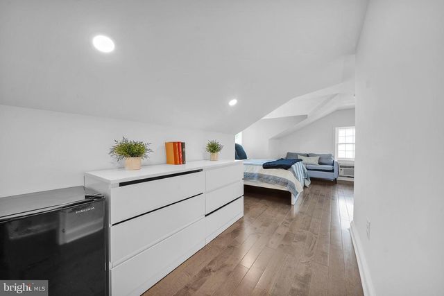 307 WASHINGTON LN, Fort Washington, PA 19034