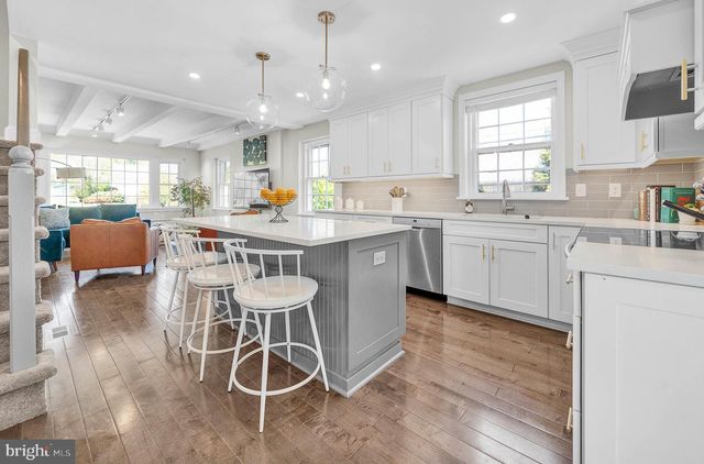 307 WASHINGTON LN, Fort Washington, PA 19034