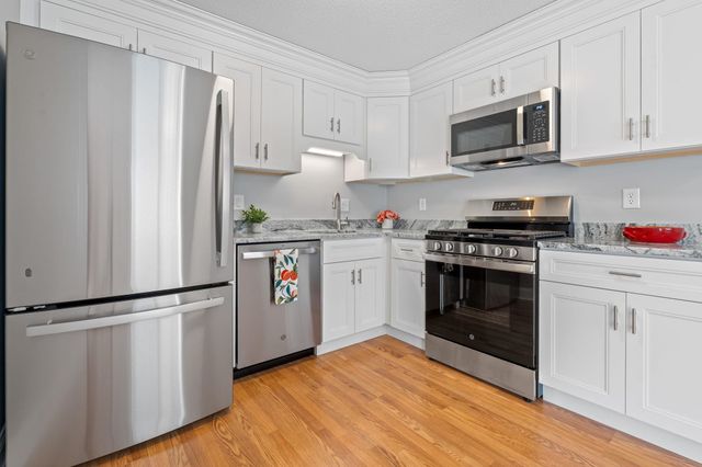 344 Elm St Unit 41, Milford, NH 03055