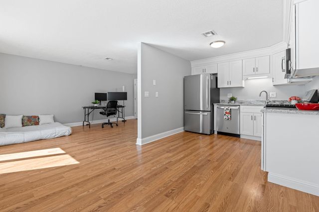 344 Elm St Unit 41, Milford, NH 03055