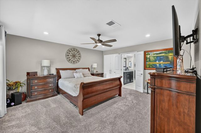 47 Bounty Road E, Benbrook, TX 76132