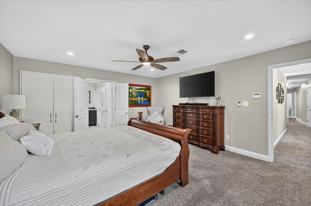 47 Bounty Road E, Benbrook, TX 76132