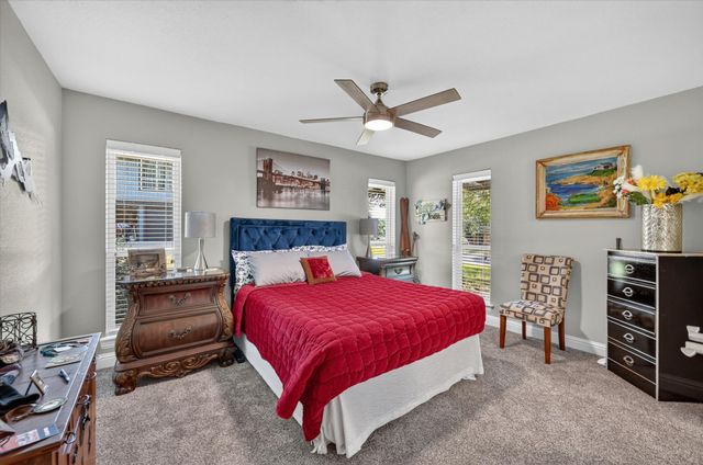 47 Bounty Road E, Benbrook, TX 76132