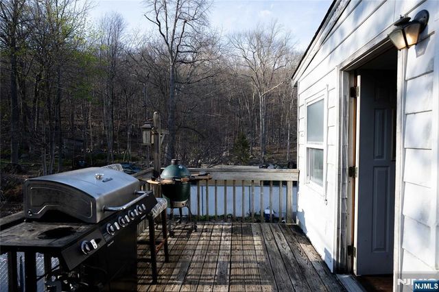 168 Art Street, Ringwood, NJ 07456